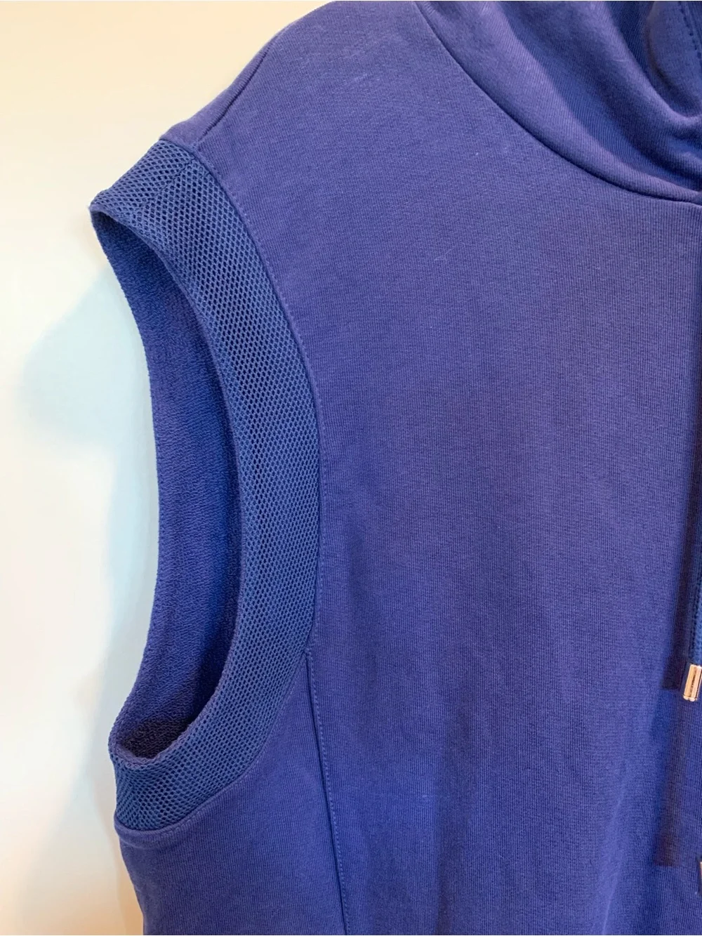 NWT-VERSACE. Sleeveless Hoodie with iconic Medusa   logo Patch in Royal Blue - Picture 7 of 16